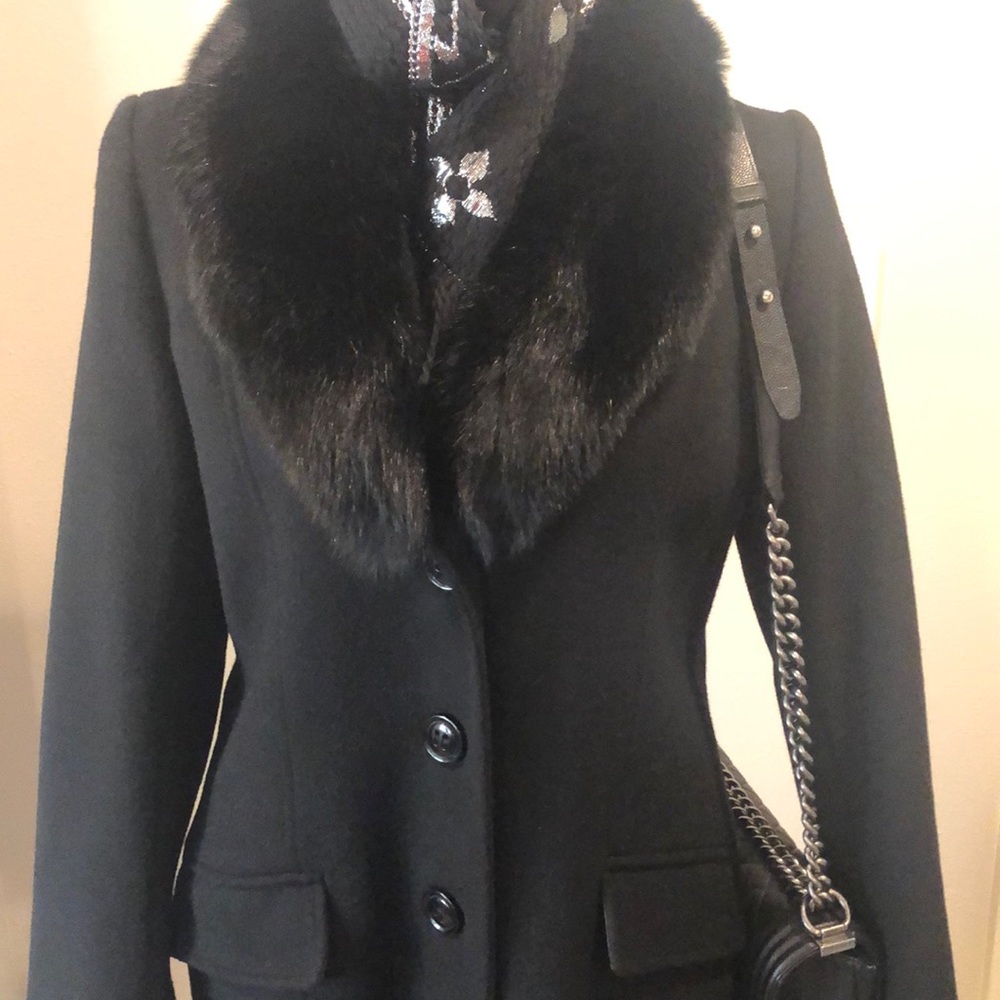 Get ready for Fall and Winter 🍁🍁 Coat with Fox collar